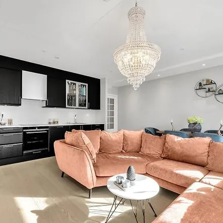 Διαμέρισμα Okern/premium 3-roms + Garasje *